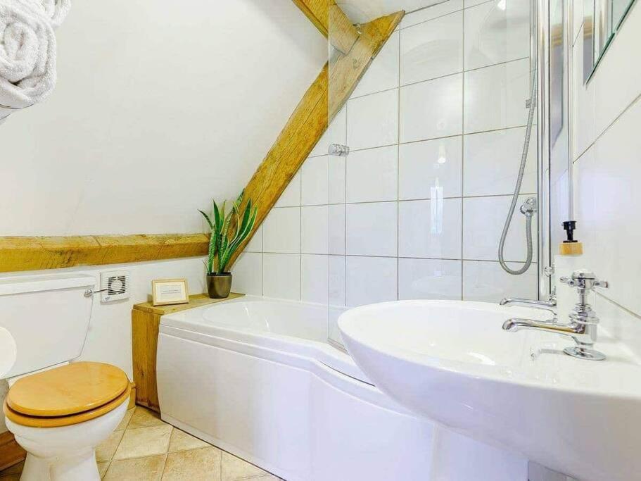 Beech Cottage, Spacious Rural Retreat อัสค์ ภายนอก รูปภาพ